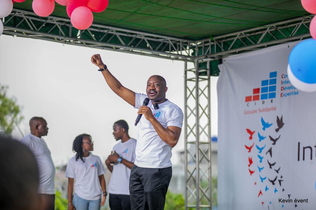 MichelMuvudi's tweet image. Merci Chers jeunes pour la célébration de nos 8 ans d&apos;existence ! #GroupeCIDE.