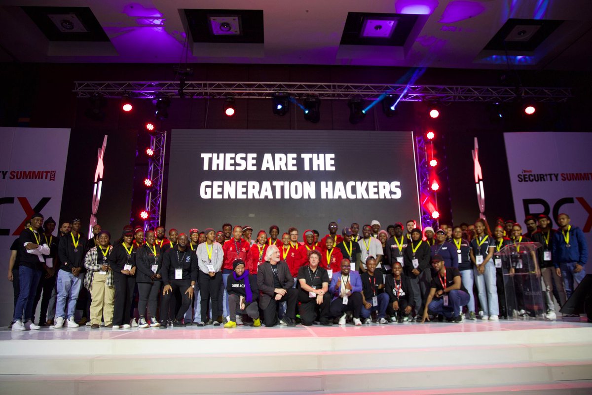 TiyaniTee's tweet photo. Definitely framing this photo captured by @4otune yesterday as we presented the Hackathon onto the @ITWeb Security Summit - all participants got their medals 🥉

This hackathon is one for the books in so many counts, many counts. #SS24Hack https://t.co/RI2iTWPZ94
