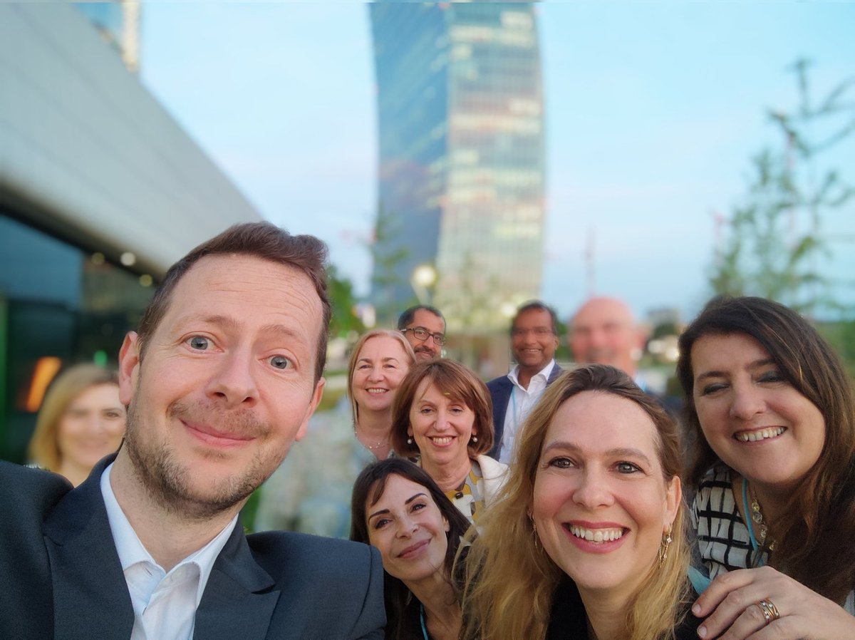 Olivier Govaere (@ogovaere) on Twitter photo Evening out in Milan 😊
#EASLcongress
<a href="/DinaTiniakos/">Dina Tiniakos</a> <a href="/prakramacha/">Prakash Ramachandran</a> <a href="/hlcortezpinto/">Helena Cortez Pinto</a> <a href="/gastaldelli_amy/">Amalia Gastaldelli</a> Evening out in Milan 😊
#EASLcongress
<a href="/DinaTiniakos/">Dina Tiniakos</a> <a href="/prakramacha/">Prakash Ramachandran</a> <a href="/hlcortezpinto/">Helena Cortez Pinto</a> <a href="/gastaldelli_amy/">Amalia Gastaldelli</a>