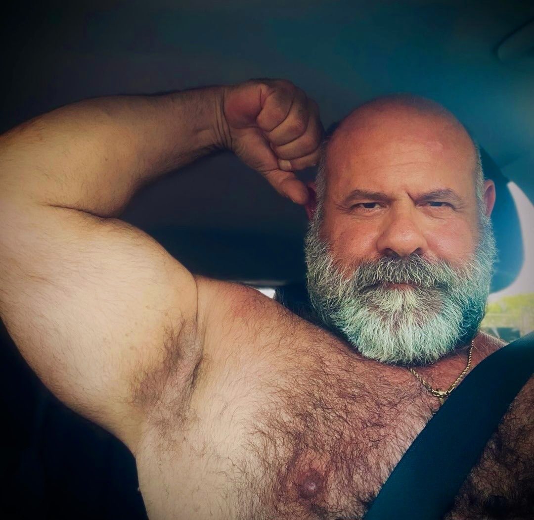 Bbear71D's tweet photo. Sexy Pete 😍 https://t.co/fenm9GEBxA