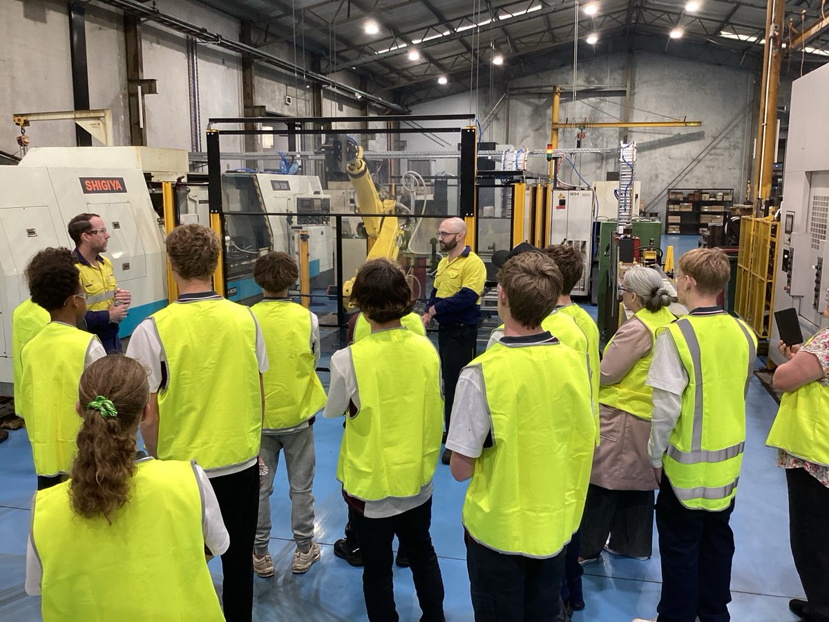 GeographeParts's tweet photo. We recently welcomed Teachers and Students from Australind High School touring our Western Australia manufacturing facility based in Bunbury.  

"It was excellent and unexpected, the students were engaged and found the entire tour interesting and engaging." - Tatum Puro, Teacher. https://t.co/qMD8AO4BUV