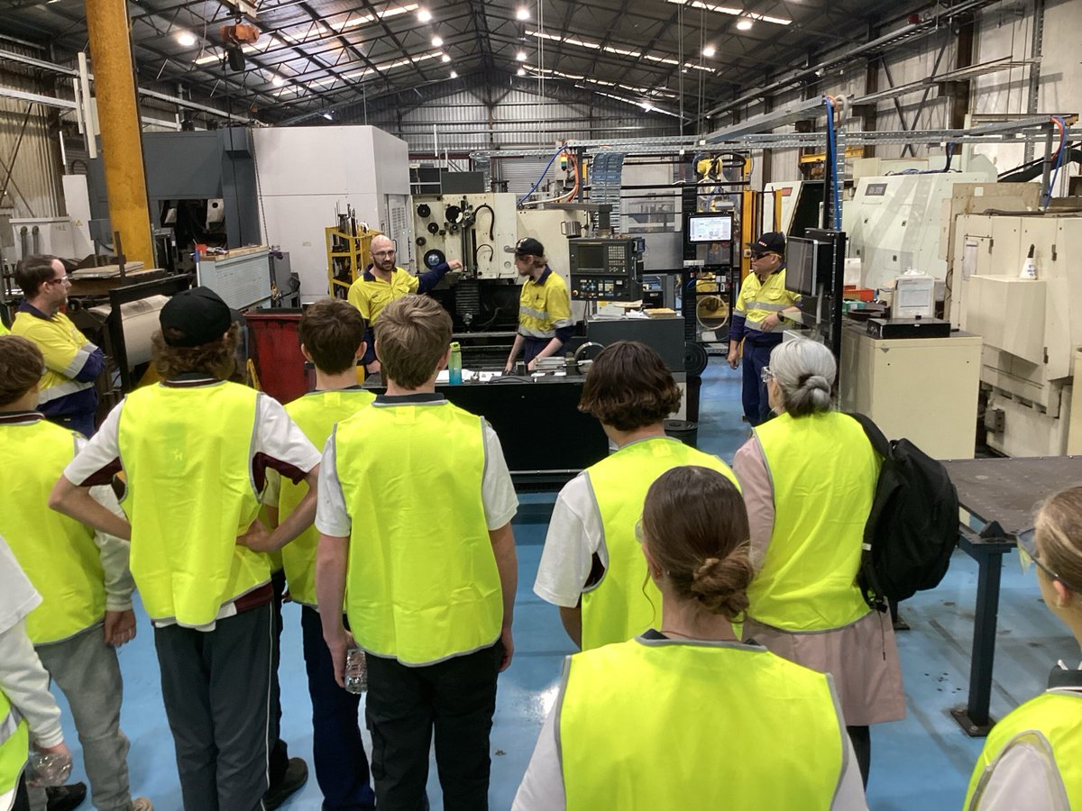 GeographeParts's tweet photo. We recently welcomed Teachers and Students from Australind High School touring our Western Australia manufacturing facility based in Bunbury.  

"It was excellent and unexpected, the students were engaged and found the entire tour interesting and engaging." - Tatum Puro, Teacher. https://t.co/qMD8AO4BUV