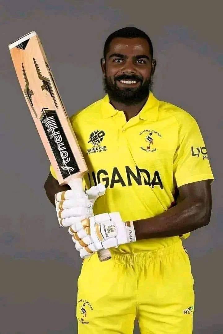 ExpNisedh95186's tweet photo. @ROHITMANFA42157 @P__SALT @ROHITMANFA42158 @GemsOfCricket 💩💩🍌🤣🤣 https://t.co/J16HvBi1bH