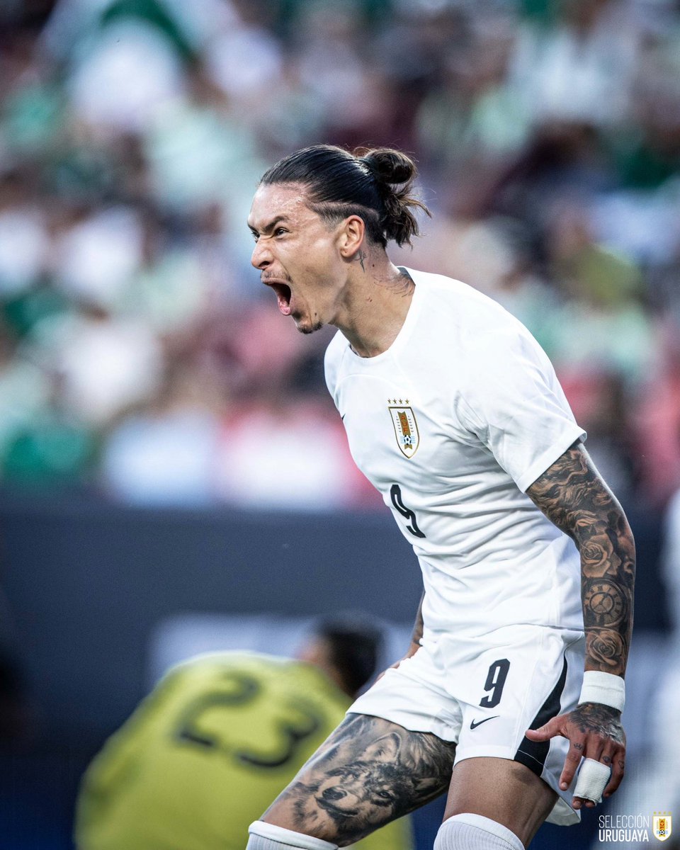 LFC's tweet image. A hat-trick for Nunez last night 🤩🇺🇾