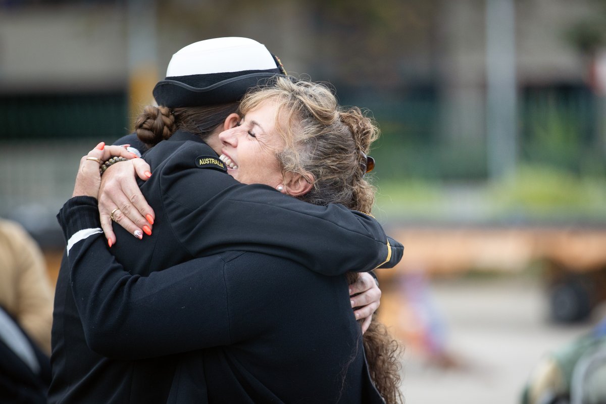 Welcome home #HMASHobart! 😍

Thank you to the crew for your service on behalf of our nation, and to your families for their ongoing support in making this vital work possible 🙏

📸 LSIS Matthew Lyall &amp; LSIS Daniel Goodman