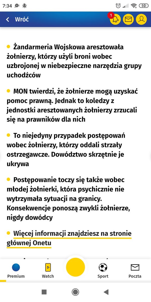FilippDM's tweet photo. Nie ma co owijać w bawełnę, ujawnione przez Onet aresztowanie polskich żołnierzy jest skandalem, a w szerszym kontekście stanowi zagrożenie bezpieczeństwa państwa.

Wszystko wskazuje na to, że nie mamy do czynienia z incydentem, tylko polityką wymuszoną przez członków rządu na armii. Wiemy o działaniach min. Bodnara, próbującego ścigać za push backi. A kto konkretnie odpowiada za aresztowanie żołnierzy, bo bronili się przed agresywnymi bojówkarzami, ochraniając granicę?

Szkody jakie to zdarzenie (oraz inne podobne, które wyjdą mam nadzieję na jaw) robi w ogólnie pojętym systemie bezpieczeństwa państwa są ogromne. W dodatku robimy je sami sobie. Policzmy.
 
Zachęcenie przeciwnika do dalszej agresji hybrydowej i do ataku na bezbronnych polskich żołnierzy. W efekcie, kilka tygodni później jeden żołnierz zostaje dźgnięty nożem i w ciężkim stanie trafia do szpitala, kilkoro rannych. Żołnierze są zdemoralizowani, bezbronni wobec napastnika. Ich służba to jakaś beznadziejna matnia, walki z napastnikiem, niedoborami i systemem prawnym. Ich własny dowódca nie staje w ich obronie. Jego zwierzchnicy próbują zamieść sprawę pod dywan. Ministerstwa przymykają oczy, bo skrajna część elektoratu nie rozumiejąca, że mamy do czynienia z agresją obcego państwa, chce rozliczać armię z wyimaginowanych "przestępstw", a de facto obrony polskiej granicy.

Dodajmy jeszcze, że pilnujący jej żołnierze są źle wyposażeni, a za posterunki przy płocie służą im sklecone ze sznurka, patyków i folii szopy. Dość. Pozwalanie na te sytuację skończy się masowymi odejściami z wojska i erozja zaufania do państwa. Obniży jego odporność.

Koniec z tą niekompetencją. Koniec z biernością wobec agresora. Koniec z wiązaniem rąk polskim żołnierzom i służbom. Te zmiany muszą nastąpić w trybie *natychmiastowym*, także pod kątem prawnym a nie tylko nowych wytycznych w łańcuchu dowodzenia.

Brak natychmiastowej, zdecydowanej reakcji to proszenie się o tragedię. W końcu któryś z naszych żołnierzy zginie, a odpowiedzialność za to spadnie na rządzących.

Nie wystarczą piękna słówka i kilka doraźnych, pokazowych posunięć. Zmiana musi być systemowa.