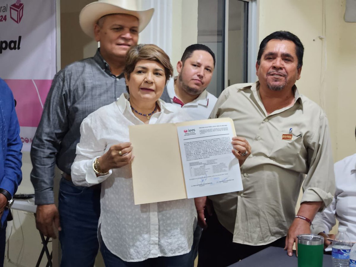 noticieristas's tweet photo. ¡Vamos a responder a la confianza!  🗳️ Cecilia Ramírez Montoya recibe constancia de mayoría, será la alcaldesa de Guasave del 1 de noviembre del 2024 al 1 de noviembre  del 2027. https://t.co/x44X3EYGIz