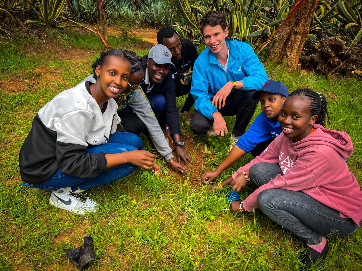 Thanks to <a href="/SwedeninKE/">Sweden in Kenya</a>, <a href="/UNICEFKenya/">UNICEF Kenya</a> &amp; <a href="/zuhura_africa/">Zuhura Africa</a> launched the Zuhura Youth Climate Action Programme in Samburu County.

One of the beneficiaries, Environmental Justice, established a water-efficient vertical farm to improve food security in the county. #GenerationRestoration