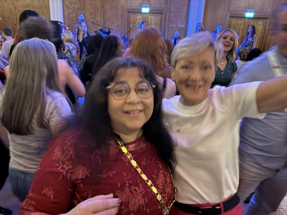 SheilaSobrany's tweet photo. Our end of congress event was amazing! #FilthyGorgeous 
https://t.co/gcfamVQZxf Thank you for the Music! We had so much fun in the #RCN24  event last night and the music was excellent - all pics and vids on this thread (when the President has had a few cups of coffee) 🫣🤗 ❤️❤️❤️ 
Special Thanks to @shel_e_moseley