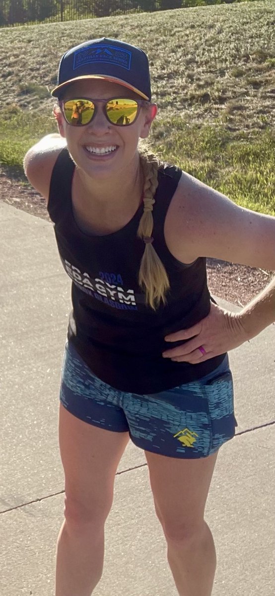 Hunterrider's tweet photo. Happy to have snagged four miles this evening with a couple of friends! #GlobalRunningDay
#COSprings #PPRR #EverydayAthleteGymGlasgowScotland #MyPeakChallenge #MadMooseEvents https://t.co/lNP22SUeAM