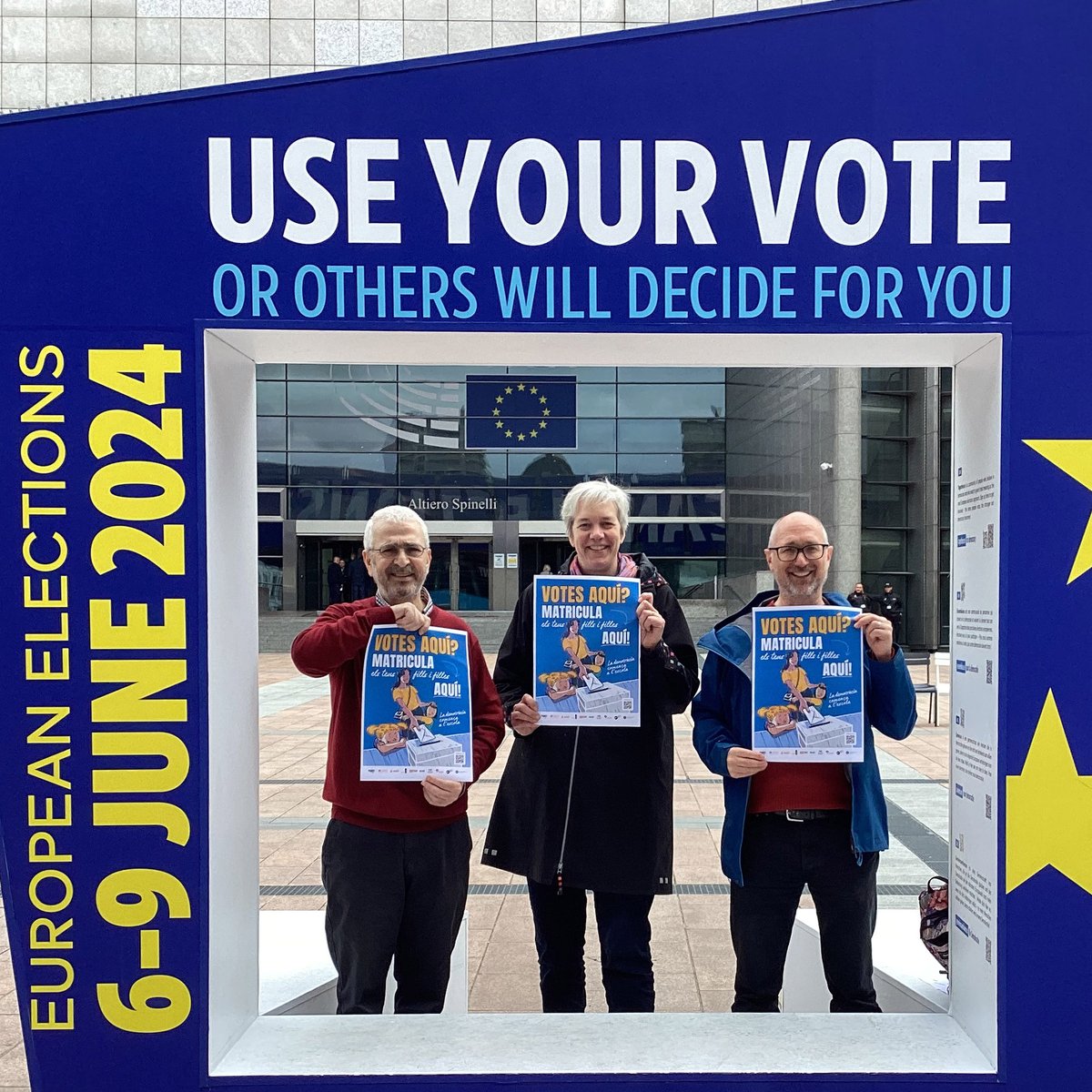 equitatorg's tweet photo. Citizens from all across the EU will vote in segregated schools in the #UEelections24🗳️ starting today.
We urge the European Parliament to act against #SchoolSegregation, as a question of equity and justice.
➕ What are we asking for? Find out more at https://t.co/tYS8PxBhuK https://t.co/l7P58DFLTA