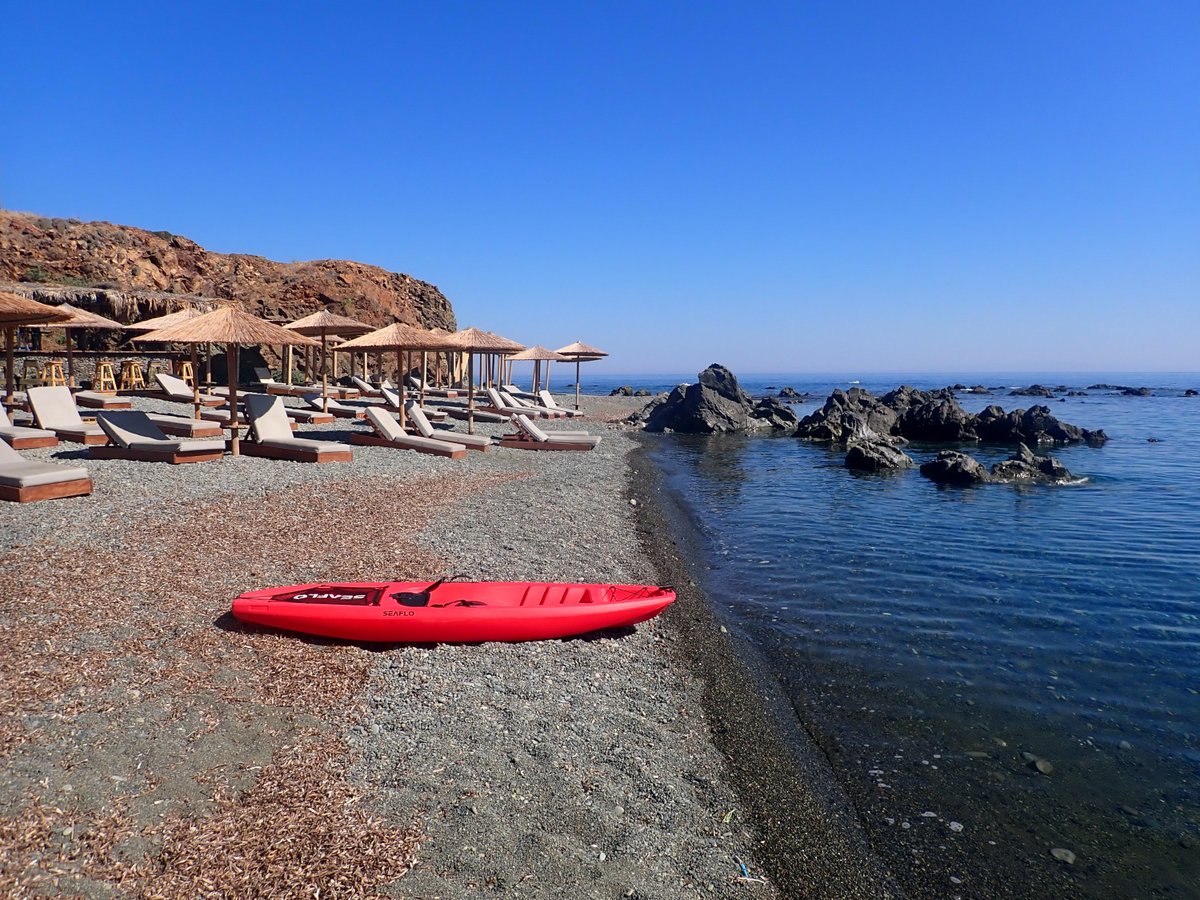 CyprusWalksEtc's tweet photo. A gem of a beach - in Pomos! Not completely natural, but nicely done. The views are gorgeous and the facilities seem great. The sea here stays calm for many days in summer. 

(maybe we can take u on a guided kayaking trip - soon :-))

Keep exploring!
#pomos #argaka #pafos https://t.co/37wXEhOjUA
