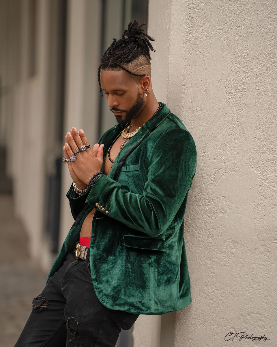 ARTIST : ALYST 
SONG : IF YOU LOOK YOU WILL FIND 
GENRE : RAP + R&amp;B 
LOCAL : NEW YORK CITY 
Bookings contact oscarsanchez@affluentrecords.com 
#alyst #affluentrecords