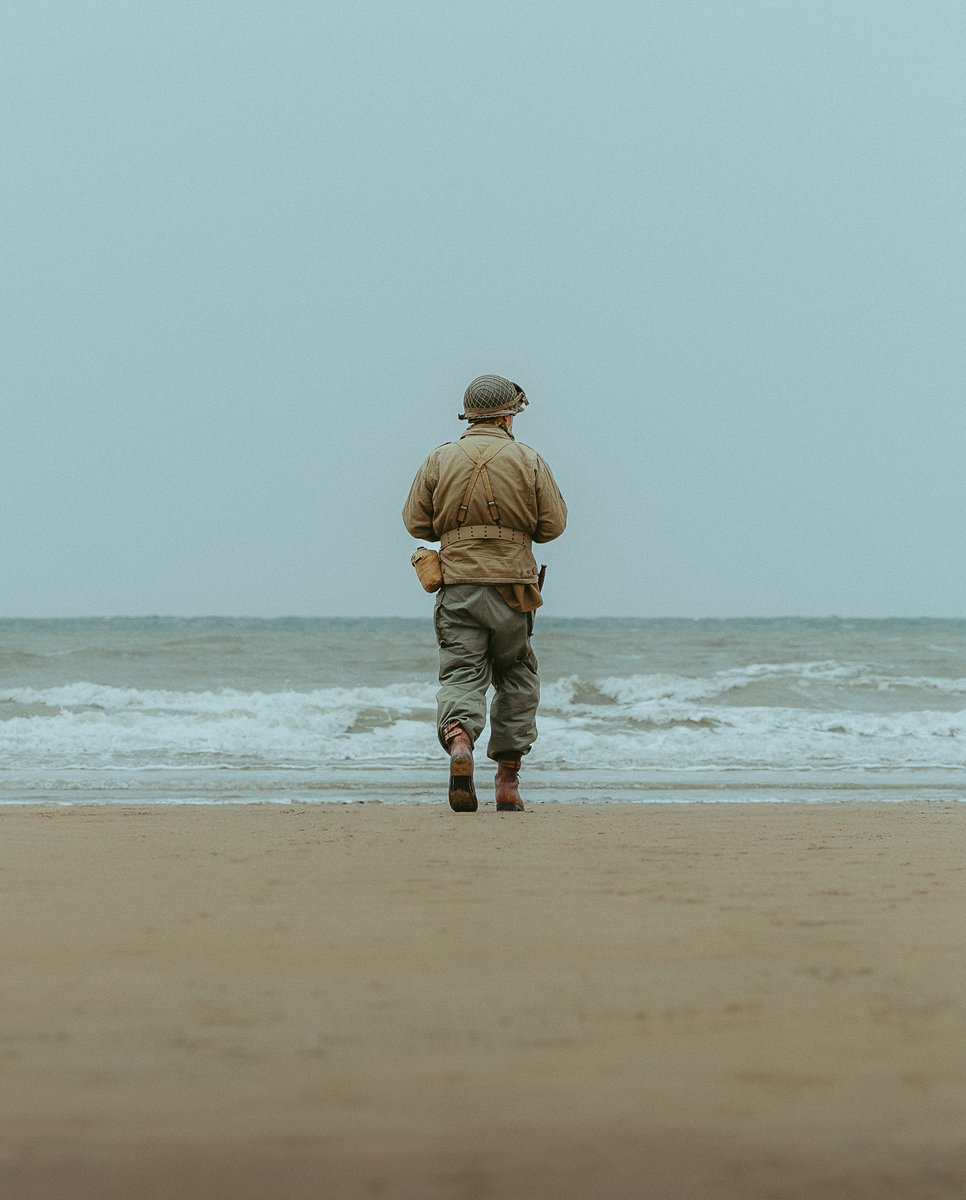 Nous honorons le courage des 156 000 soldats débarqués le 6 juin 1944. 🪖

Il y a 80 ans, que ce soit par la mer ou par les airs, ces héros posaient les pieds pour la première fois en Normandie. Nous n’oublierons jamais leur sacrifice pour notre liberté. 🙏
#DDAY80
