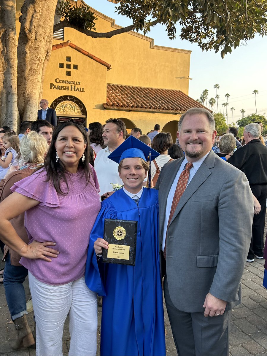 Kevin Danni (@kevindanni10) on Twitter photo Congrats to Owen James who received our 4th Annual Jim Bonds Award at the Holy Family Graduation <a href="/HF_Knights/">HFS Athletics</a> <a href="/SFGoldenKnights/">St. Francis Football</a> <a href="/MJIrish86/">Michael James</a> <a href="/ThomasBonds/">Thomas Bonds</a> #BondsStrong <a href="/SFHSLaCanadaCA/">St. Francis H.S.</a> Congrats to Owen James who received our 4th Annual Jim Bonds Award at the Holy Family Graduation <a href="/HF_Knights/">HFS Athletics</a> <a href="/SFGoldenKnights/">St. Francis Football</a> <a href="/MJIrish86/">Michael James</a> <a href="/ThomasBonds/">Thomas Bonds</a> #BondsStrong <a href="/SFHSLaCanadaCA/">St. Francis H.S.</a>