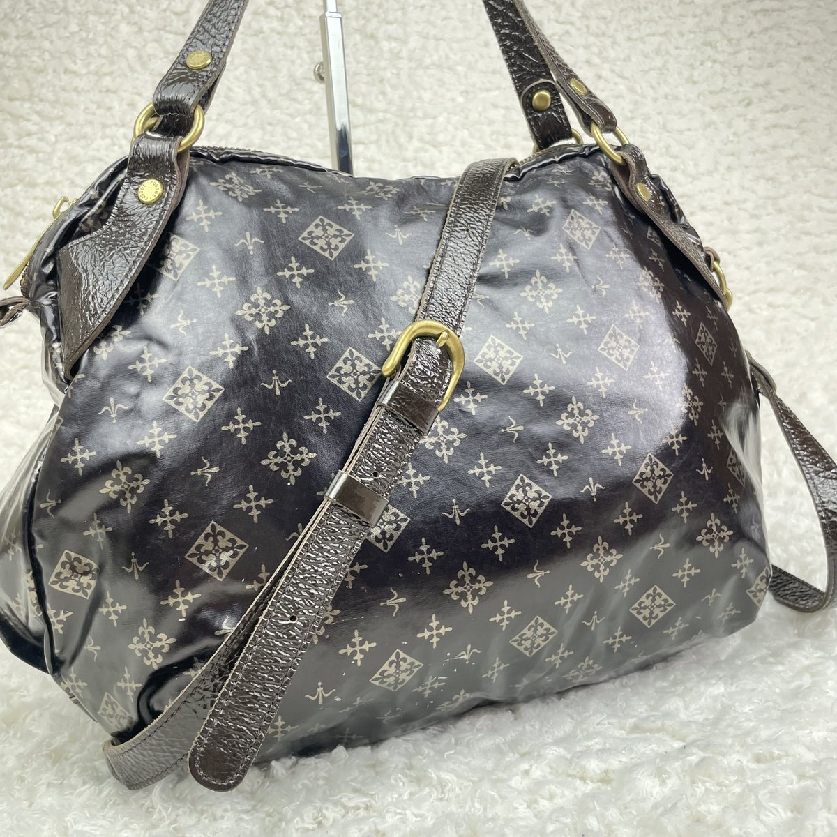 create2418's tweet photo. ◆◇◆◇◆◇

バッグせどりに必要(用意したら便利)と思ってる5種類のアンコ

①大きめのしっかりしたアンコ
②平たいしっかりした大きめのアンコ
③少し平たい小さめのアンコ
④小さく丸めれるアンコ
⑤ポップコーン型のアンコ

あなたは何種類のアンコ持ってますか？笑

 #アパリセ #アパレルせどり https://t.co/IylkcYfMkA