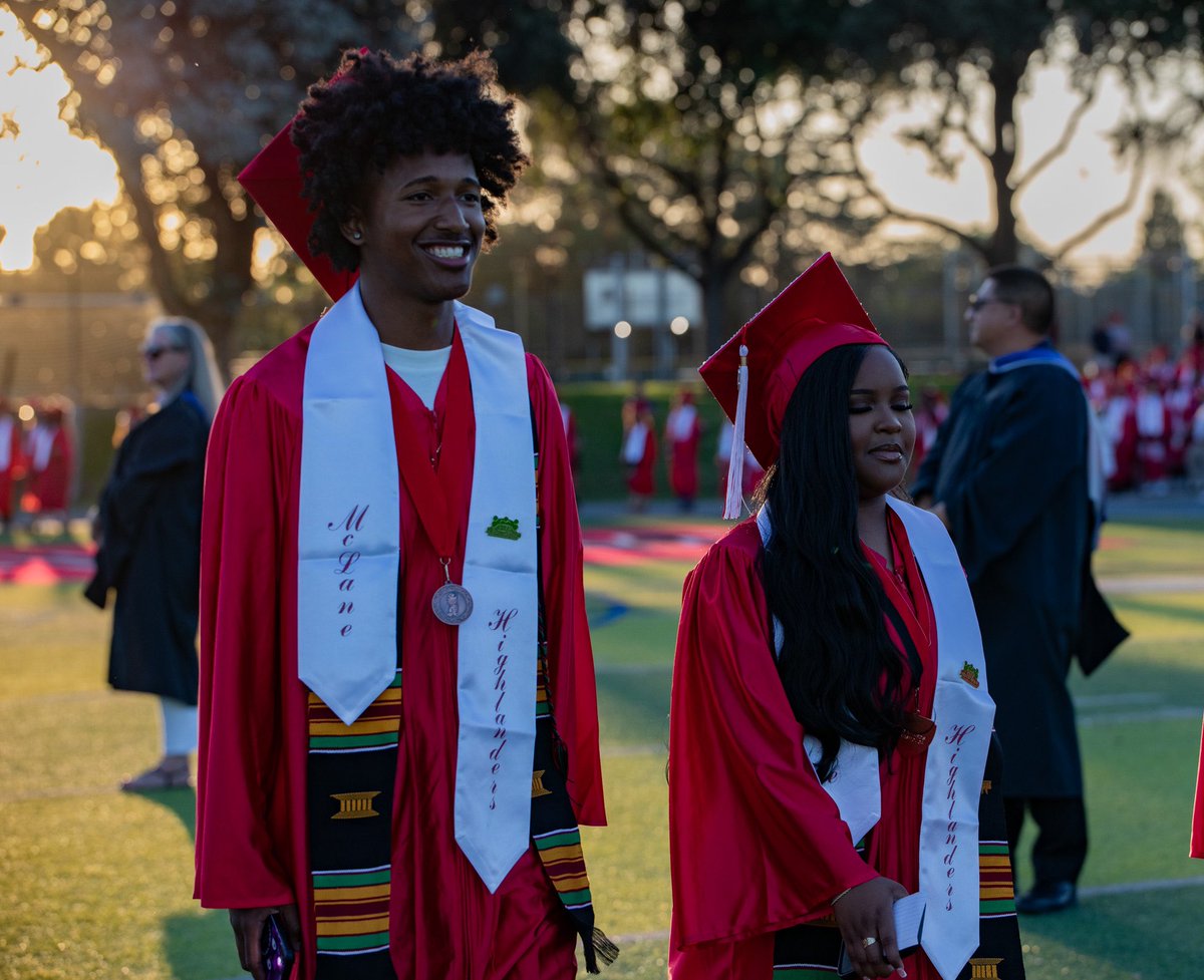McLaneBoysBasketball tweet media