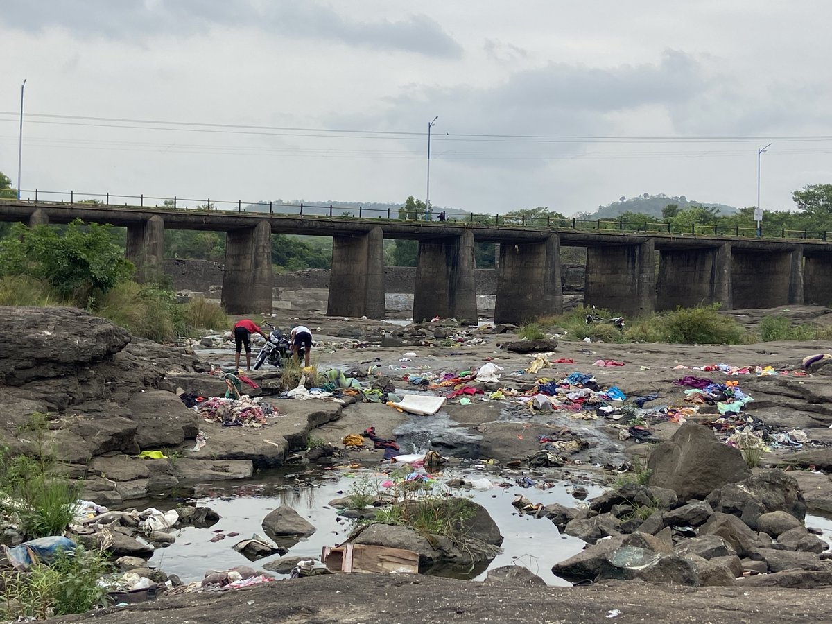 pratyashanayak's tweet image. Entering into the third year of diatom-based river biomonitoring. 
Human interference across the sections of the Mula-Mutha River basin calls for attention towards freshwater resources and the protection of ecosystems @karthickbala @joshiipriyankaa
