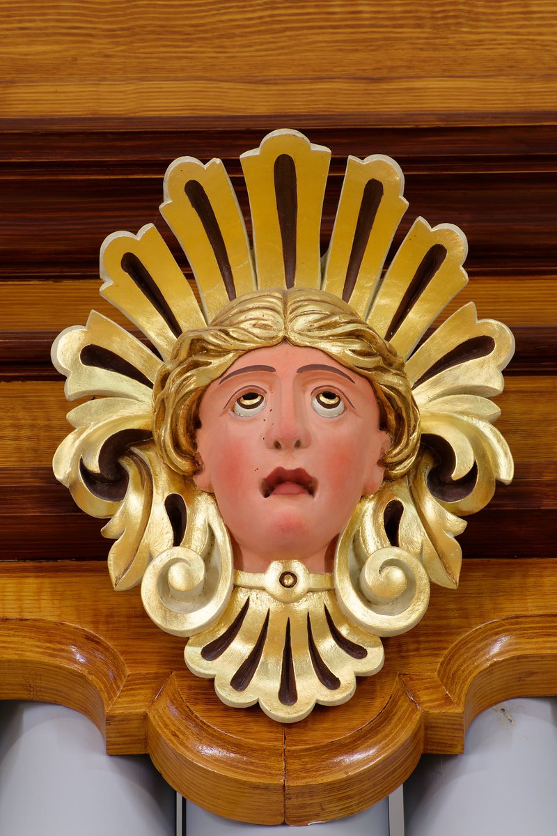 nimsk's tweet photo. I was recently lucky enough to play a gig &amp; make a recording on this obsessively well-restored Hill organ in Tanunda, an hour north of Adelaide, with the best post-recital audience wine I’ve ever had, and German food in the club next door. Album dropping around August/September! https://t.co/MO2RUkZVQs