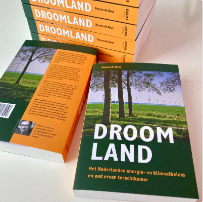 Gisteren publiceerde <a href="/remcodb/">Remco de Boer</a> zijn boek "Droomland". "Het ontnuchterende verhaal over een kwart eeuw energie- en klimaatbeleid".
Ik mocht vooraf meelezen. Aanrader!

Wat blijft prikkelen: hoe kan het dat NL ondanks alle gedoe toch al haar klimaatdoelstellingen heeft gehaald?
Weet