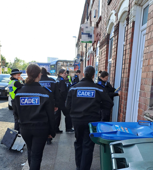 CadetsWMP's tweet photo. Well done @CadetsWMP @CoventryPolice @CoventryCityWMP who were out again last night supporting OP Galvanisewith PC Brown, McQueen &amp; PCSO Norton delivering crime prevention messages in the St Michael's area #community #parkmark #crimeprevention 👏👮‍♀️👮‍♂️👏 https://t.co/DtSIMrkebN