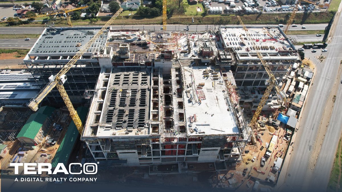 TeracoDC's tweet image. BUILD UPDATE: 5 🏗 JB5, located within our Isando Campus, is the latest expansion to Teraco’s growing #datacentre platform and takes critical power load capacity at Teraco facilities to 156MW. #TechInfrastructure #AfricaTech