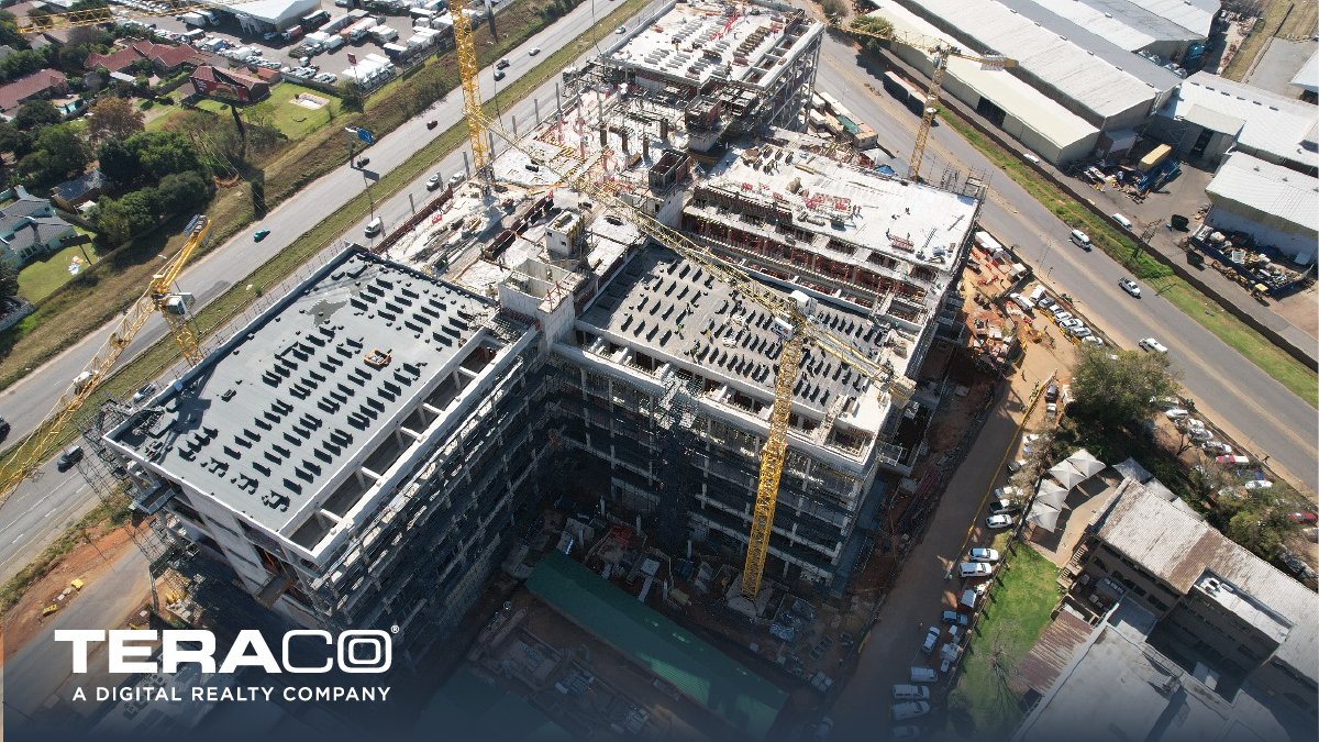 TeracoDC's tweet image. BUILD UPDATE: 5 🏗 JB5, located within our Isando Campus, is the latest expansion to Teraco’s growing #datacentre platform and takes critical power load capacity at Teraco facilities to 156MW. #TechInfrastructure #AfricaTech