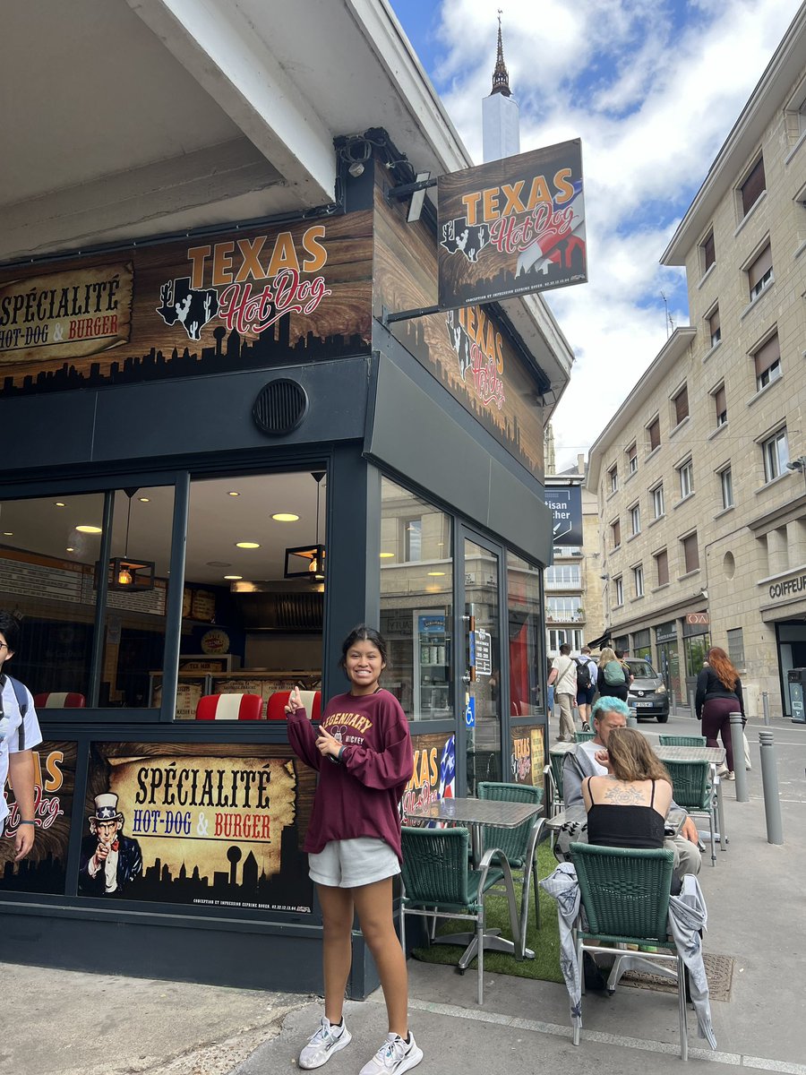 CoachG_DHS's tweet photo. Watching students fall in love with travel, explore cultures, and experience life-changing events fuels my passion for this job. And we still have 5 more days of adventure! 

#Travel #EFtours #CardinalsRise @Germany @France
@EFtours @melissaisd @MHSCards https://t.co/Fid7lfDicK
