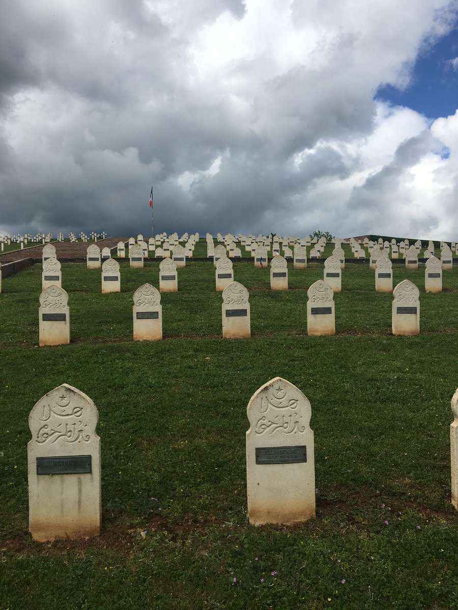 lfcnaby8's tweet photo. Les grands oubliés. #6juin https://t.co/eoBIpEVttQ