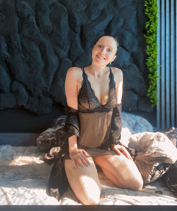 It's only at night that miracles happen. I don't like mornings. https://t.co/9eMSDigHBX<a href="/tag/homemade"class="tags"><span>#homemade</span></a><a href="/tag/sex"class="tags"><span>#sex</span></a><a href="/tag/porn"class="tags"><span>#porn</span></a><a href="/tag/milf"class="tags"><span>#milf</span></a><a href="/tag/freaky"class="tags"><span>#freaky</span></a><a href="/tag/nsfw"class="tags"><span>#nsfw</span></a><a href="/tag/slut"class="tags"><span>#slut</span></a>