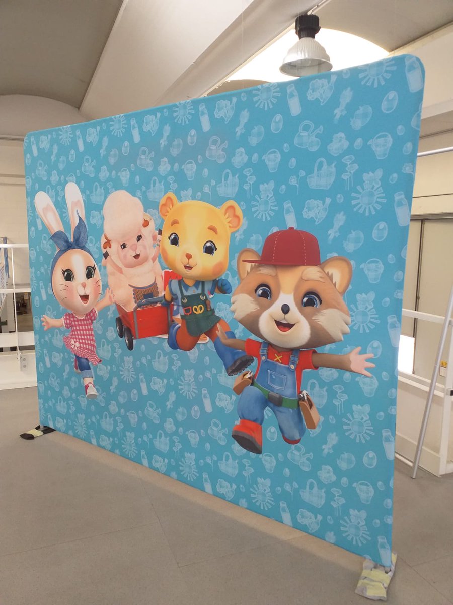 sumisuratweet's tweet image. Prove vestizione …
#backdrop  #fondaligrafici #controlloqualità