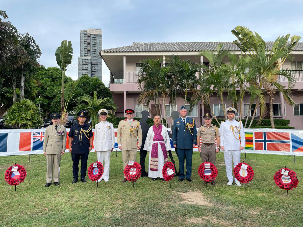 Today marks the 80th anniversary of the D-Day landings, a pivotal moment in history where courage, sacrifice, and determination changed the course of WWII. We honor the bravery of those who stormed the beaches of Normandy and fought for freedom. #DDay80 #LestWeForget 🇬🇧