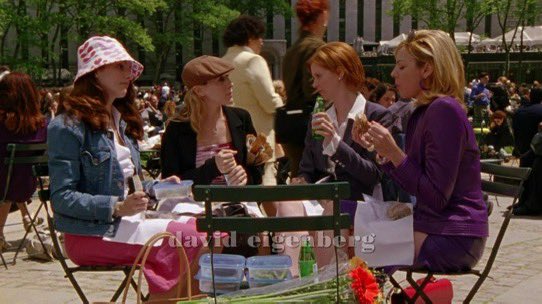 dumbandfunn's tweet photo. 26 years ago Sex and the City premiered on HBO and lives were changed forever https://t.co/opW8n5aMla