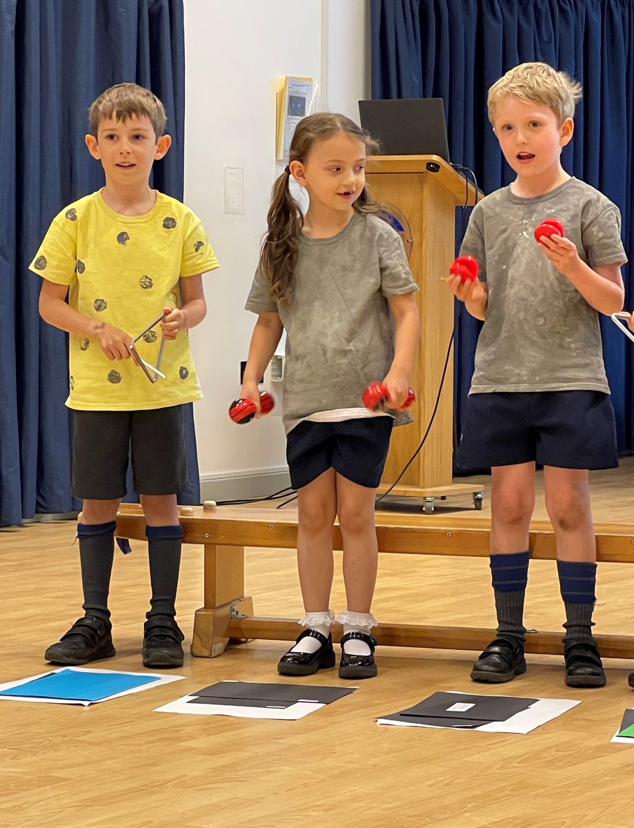 TownCloseSchool's tweet photo. Our Year 1 Lime Tree Class concluded the Pre Prep Assemblies, beautifully performing the story 'Giraffe Problems' with great expression & confidence.
They seamlessly combined the humour & the emotion of the story. Well done, Lime Tree Class!
#TownCloseYear1 #TownClosePerformance https://t.co/BoBgIsoIsd