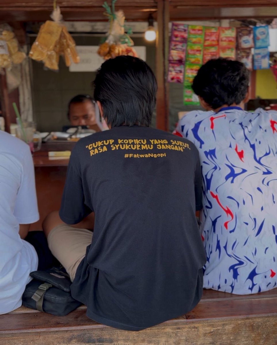 tetestuang's tweet photo. Nek tujuanku mung kopi, paling aku wes iso gawe dewe pitung gelas. https://t.co/uPl3AOFniD