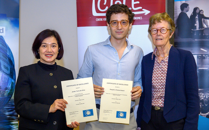 EconUCL's tweet photo. Our students are our #futureexcellence. The winners of the 2024 Explore Econ here @EconUCL have been announced  – find out more about the next generation of @ucl #economists, including Peoples' Choice winner Javier de Silva.
Read now ➡️ https://t.co/vWSWcyosY7
@WendyCarlinEcon https://t.co/KUDh1ioQd5
