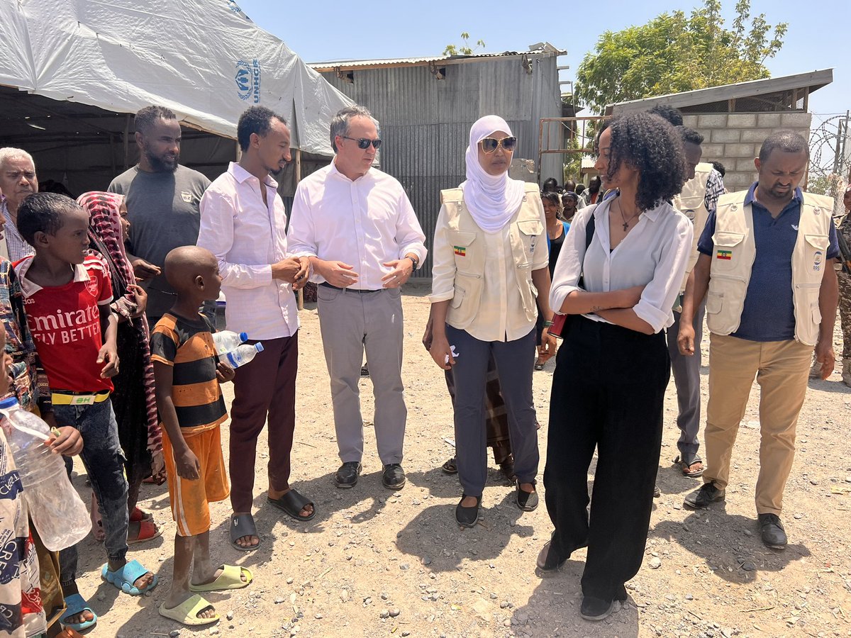 TeybaHassen's tweet photo. Paid a visit to #Asaita refugee camp in #Afar State along with π¨π¦'s Amb. to πͺπΉ @JoshuaTabah. We assessed the refugee response & discussed ways to enhance support for the operation.
πͺπΉ'n Hands 4 Humanity! https://t.co/UUBf5hhCuq