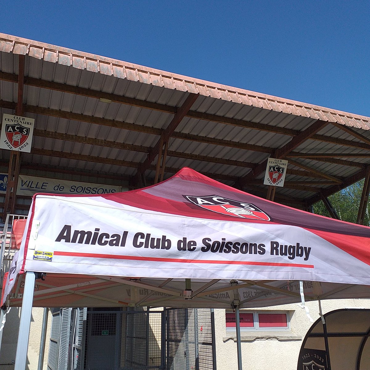 #education Le tournoi scolaire du Rugby regroupe aujourd'hui 550 élèves de Cm1 de deux circonscriptions. Après lundi, les CP/CE1, mardi les CE2, 👏 aux organisateurs et au Club de Soissons <a href="/CPD02EPS/">CPD02 EPS</a>