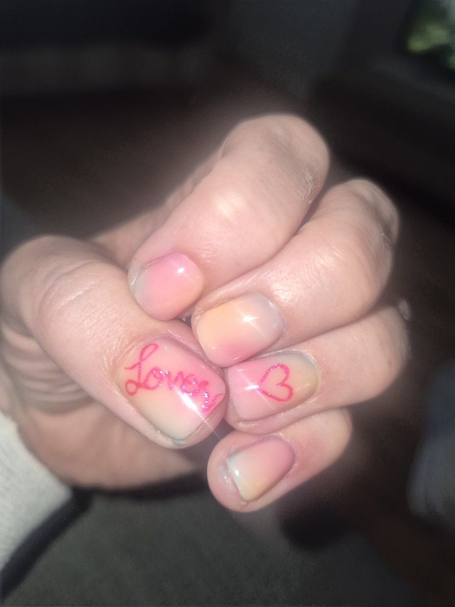 Fiona Carmichael tweet media