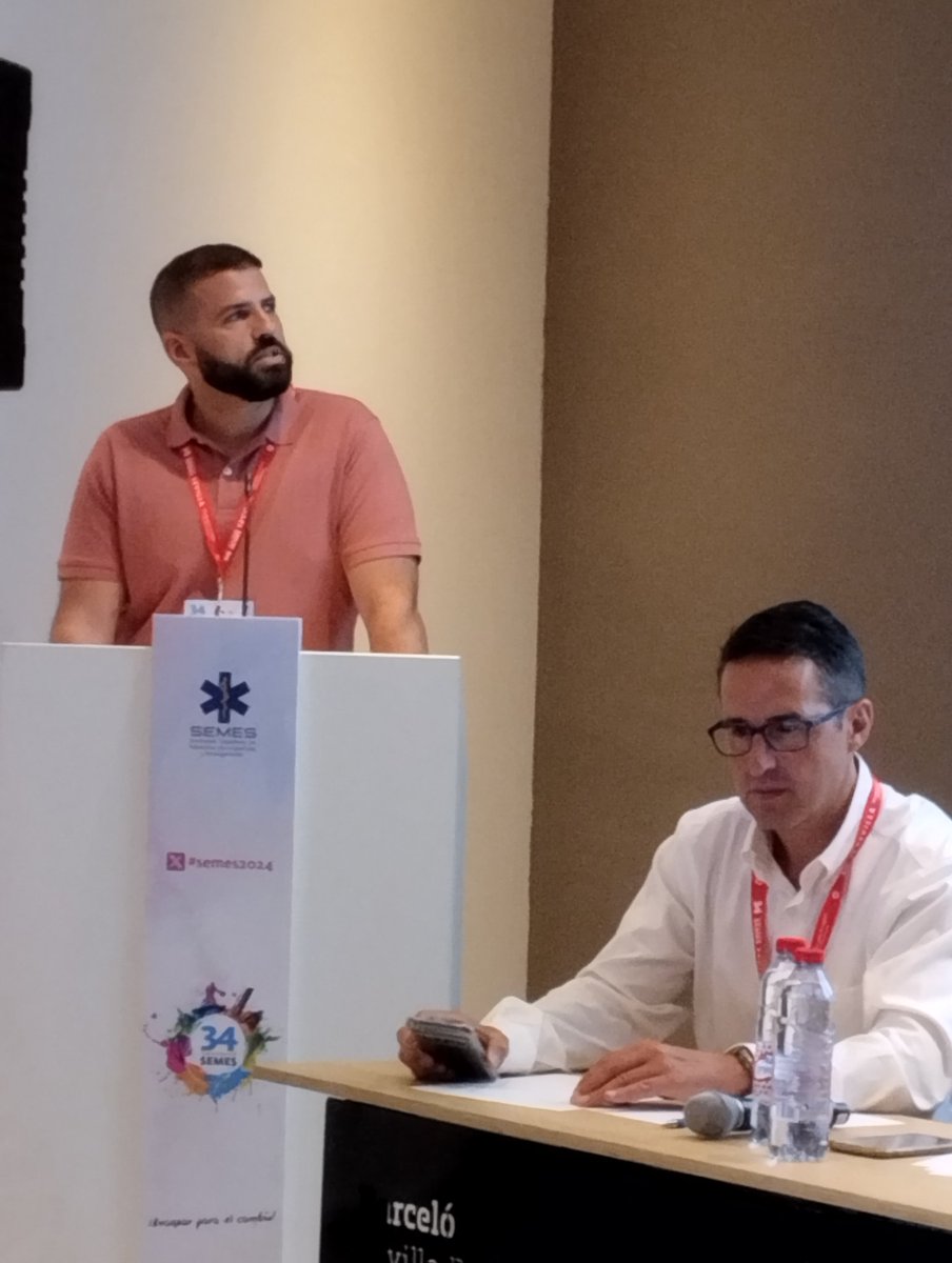 mrsrosaperez's tweet photo. Vamos volando!!!!! 🚁
Mesa de gestión de recursos aéreos y @sergiocazorla hablando de lo que aporta la mesa de coordinación especifica de recurso aéreo 🚁
En #SEMES2024 https://t.co/YFUCvcQhY4