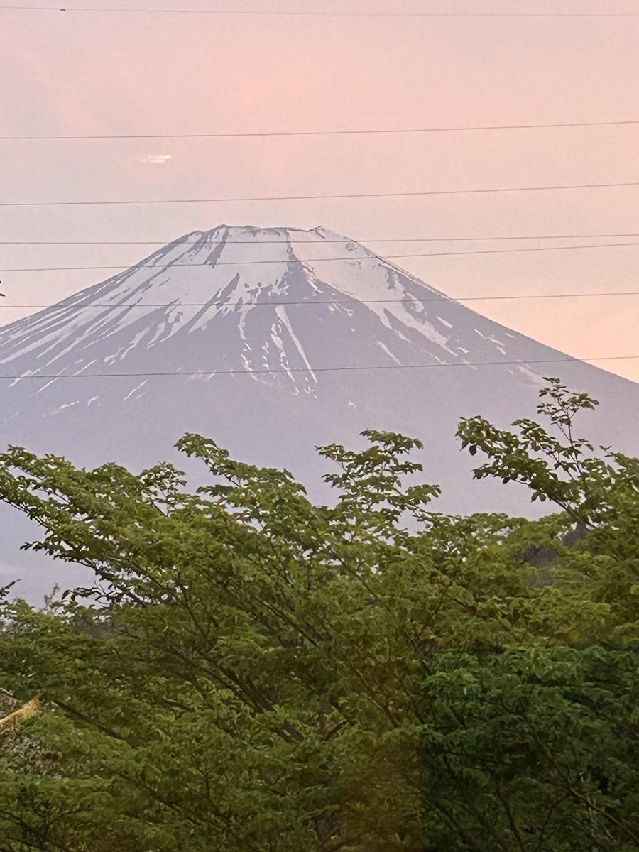 mika07321's tweet photo. 2度目の山中湖マリオットホテル✨
温泉付きのお部屋へアップグレードしていただきました😊
夕方にはお部屋から富士山が綺麗に見えて嬉しかったです🩵 https://t.co/cspi6qipst