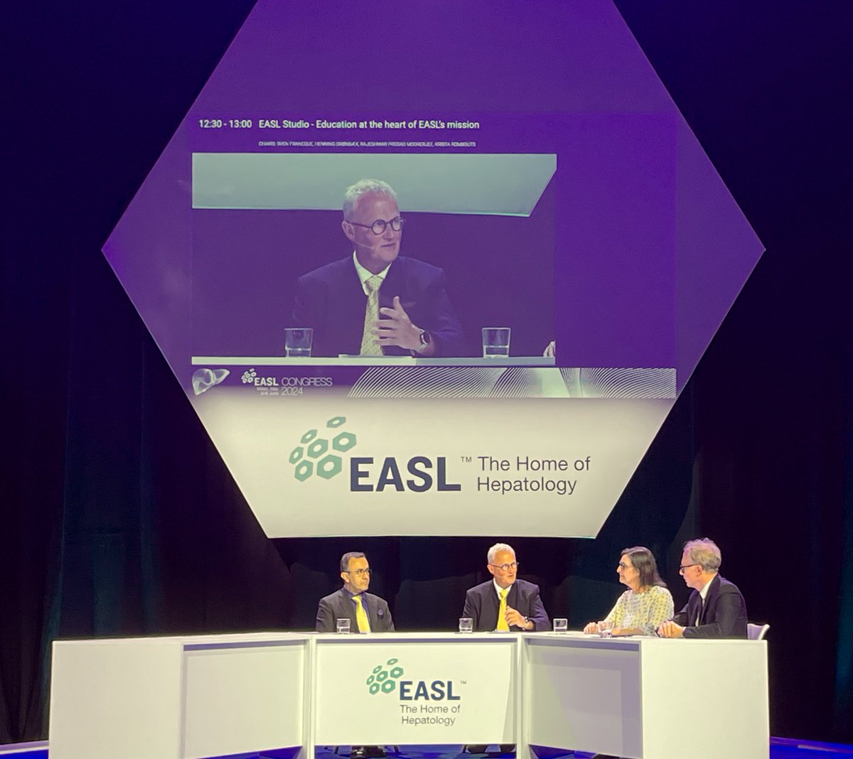 Department of Hepatology and Gastroenterology, AUH (@hepgas) on Twitter photo Professor <a href="/HGronbaek/">Henning Gronbaek</a> talking at the #EASLCongress on “Education at the heart of EASL’s mission” along with <a href="/FrancqueSven/">Sven Francque</a>, <a href="/rajmookerjee/">rajmookerjee</a>, and Krista Rombout.
#EASLeducation #EASLStudio Professor <a href="/HGronbaek/">Henning Gronbaek</a> talking at the #EASLCongress on “Education at the heart of EASL’s mission” along with <a href="/FrancqueSven/">Sven Francque</a>, <a href="/rajmookerjee/">rajmookerjee</a>, and Krista Rombout.
#EASLeducation #EASLStudio