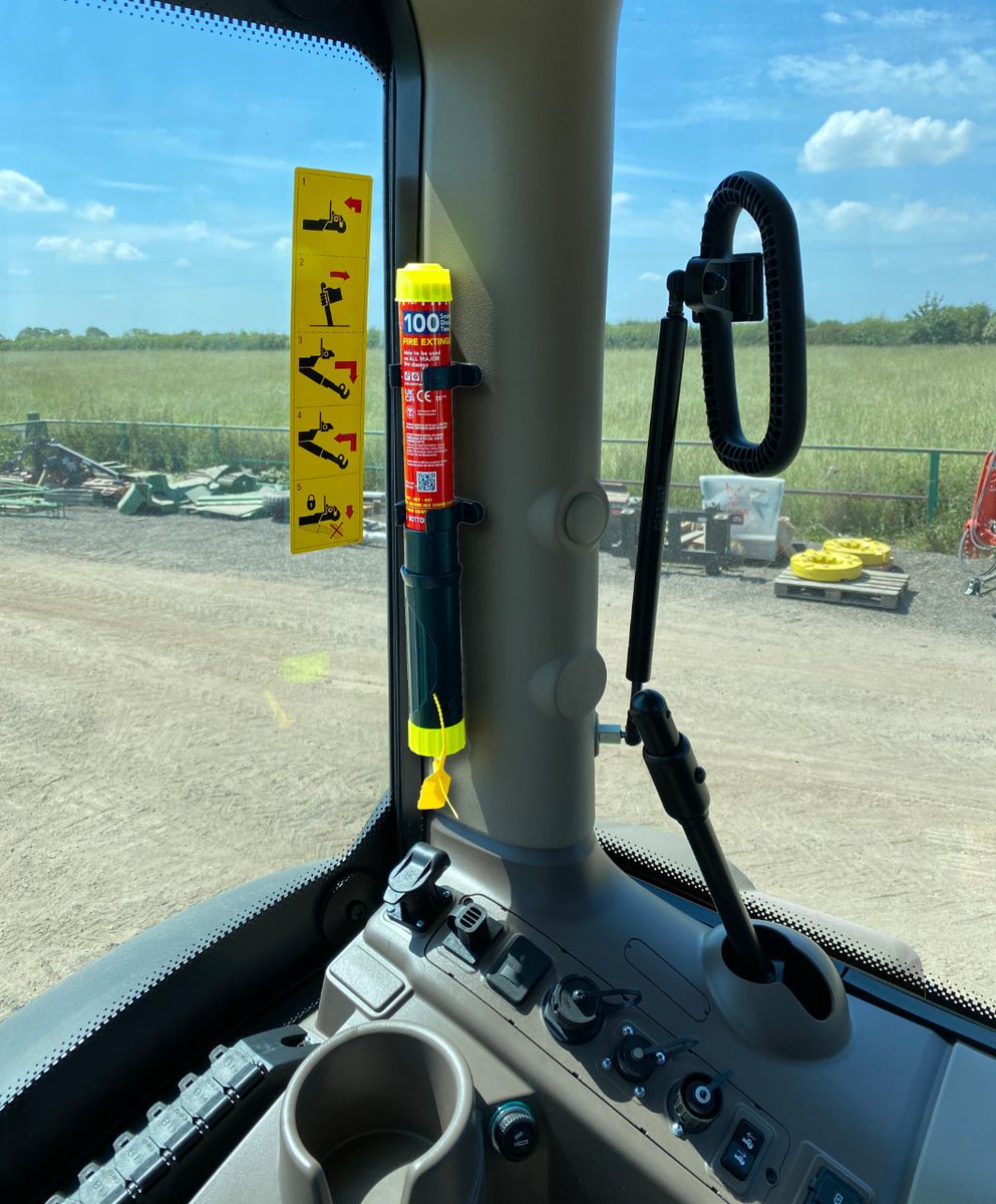 FireSafetyStick's tweet photo. Protect the farmers! π₯
We have an article explaining how a Fire Safety Stick was able to help a Combine Harvester! https://t.co/MuDpIOkBKH
175+ Nationwide and Irish depots: https://t.co/3PIe19qgQ8
#agri #firesafetystick #combineharvester #harvest2024 #farmlife #britishfarming https://t.co/PT8SIkmKu7