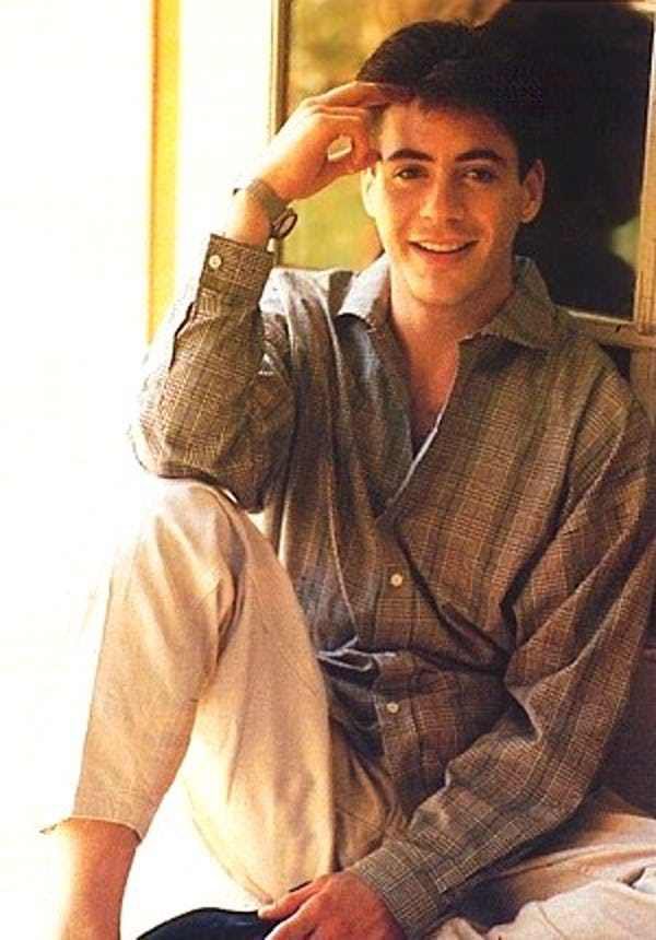 ryanandvicky's tweet photo. @skyfullofstarks I prefer his sluttier look from youth but that’s just a personal preference… https://t.co/hzTF2tgb5T