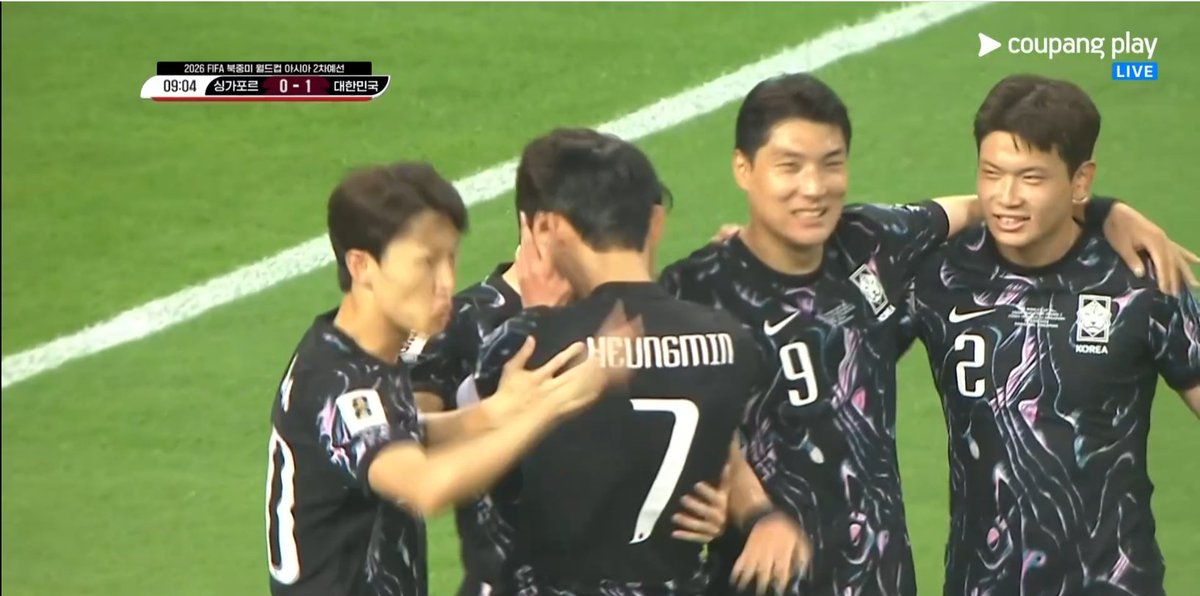 _bomblebeee_'s tweet photo. 월드컵 아시아 예선 2차전
대한민국 vs 싱가포르 
이강인 득점 
1:0 !! https://t.co/OVPDul2M7f