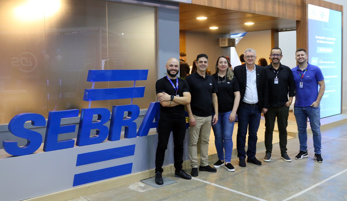 SEBRAE_PR's tweet photo. Iniciamos a participação na #inventum2024 Feira de Ciência, Tecnologia e Inovação, que acontece em Pato Branco. A nossa programação está repleta de conteúdo e informação para quem deseja empreender ou já empreende➡️https://t.co/Ppcf1yrEH4 https://t.co/l1LPJvwuSO