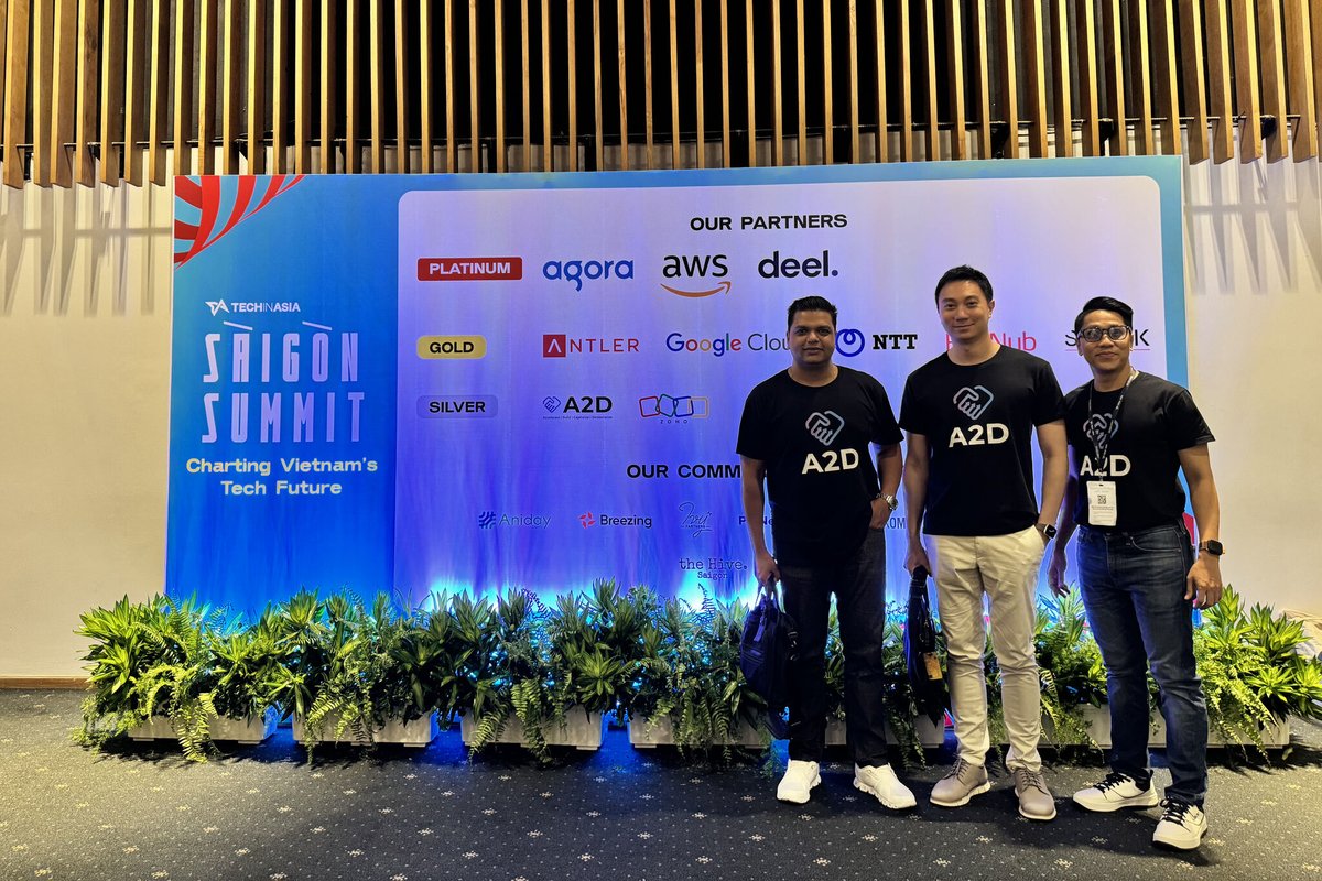 A2DVentures's tweet image. First time in Saigon, at another @techinasia event!

What a remarkable event showcasing the rapidly growing startup landscape in Southeast Asia. 

Looking forward to the next TIA event in Kuala Lumpur! 💪

#A2DVentures #TechinAsia #Startup #VC