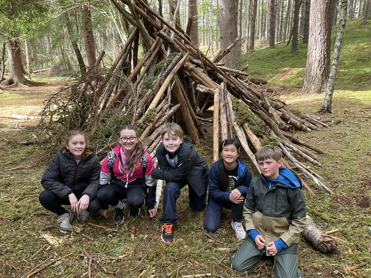 CPSP7trip's tweet image. Some fun at Bushcraft this morning…