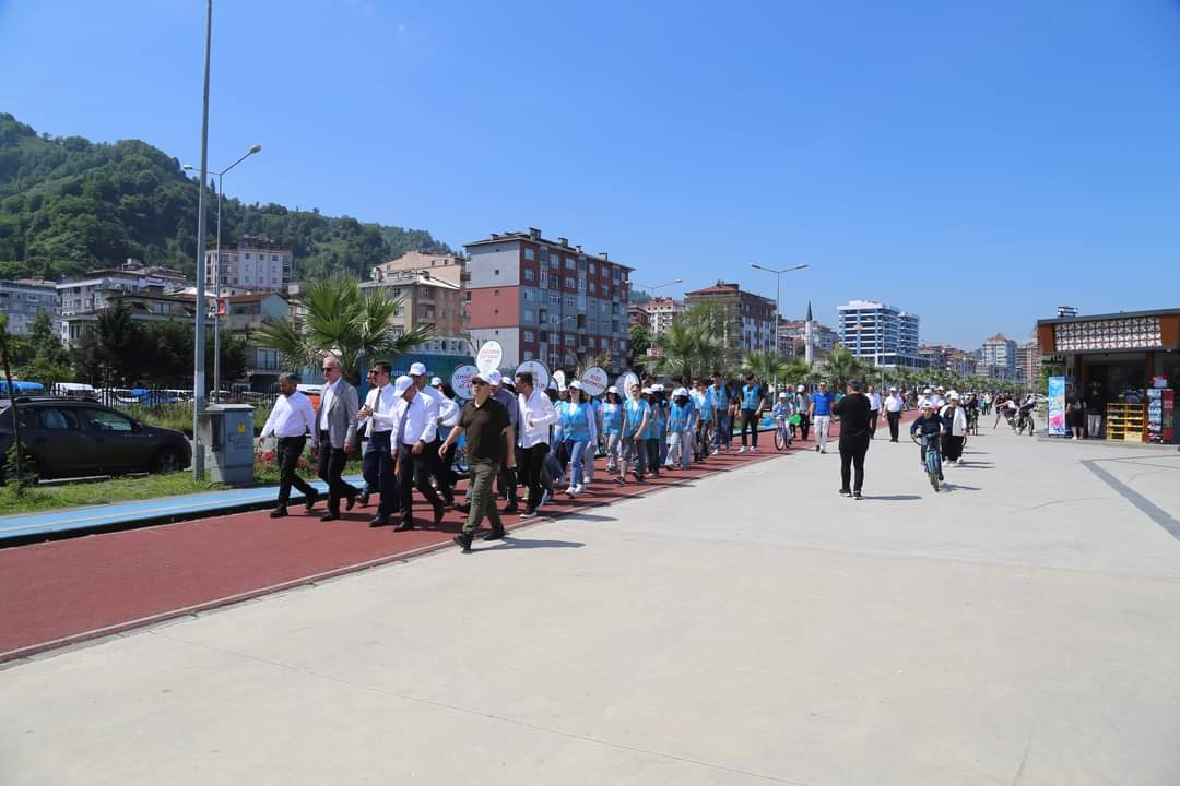 TEMİZ RİZE (@temizrize) on Twitter photo "SIFIR ATIK" RİZE SENİN PROJESİ ÇEVRE ÖDÜLLERİ DAĞITIM TÖRENİ...<a href="/TemizRize/">TEMİZ RİZE</a> <a href="/rahmimetin/">Rahmi Metin</a> <a href="/FerdiByzts/">ferdi byztş</a> "SIFIR ATIK" RİZE SENİN PROJESİ ÇEVRE ÖDÜLLERİ DAĞITIM TÖRENİ...<a href="/TemizRize/">TEMİZ RİZE</a> <a href="/rahmimetin/">Rahmi Metin</a> <a href="/FerdiByzts/">ferdi byztş</a>