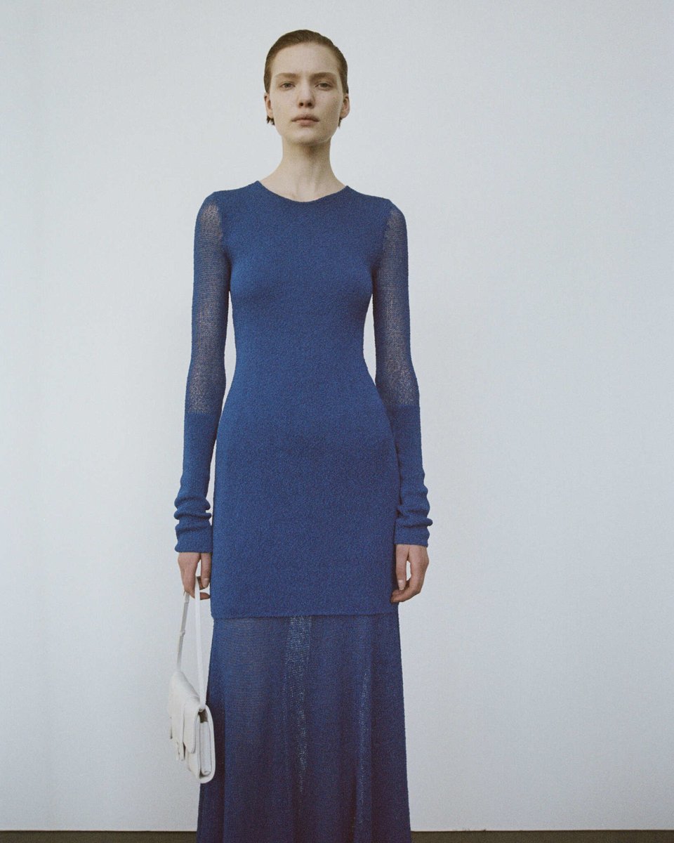 kendam_com's tweet image. Proenza Schouler Pre-Fall 2024 collection lookbook (40 outfits) kendam.com/news/lookbooks…

#ProenzaSchouler #PreFall2024 #Lookbooks #Fashion #Kendam